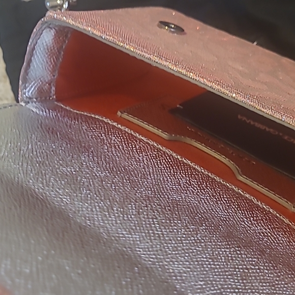 Handbag - Picture 4 of 4